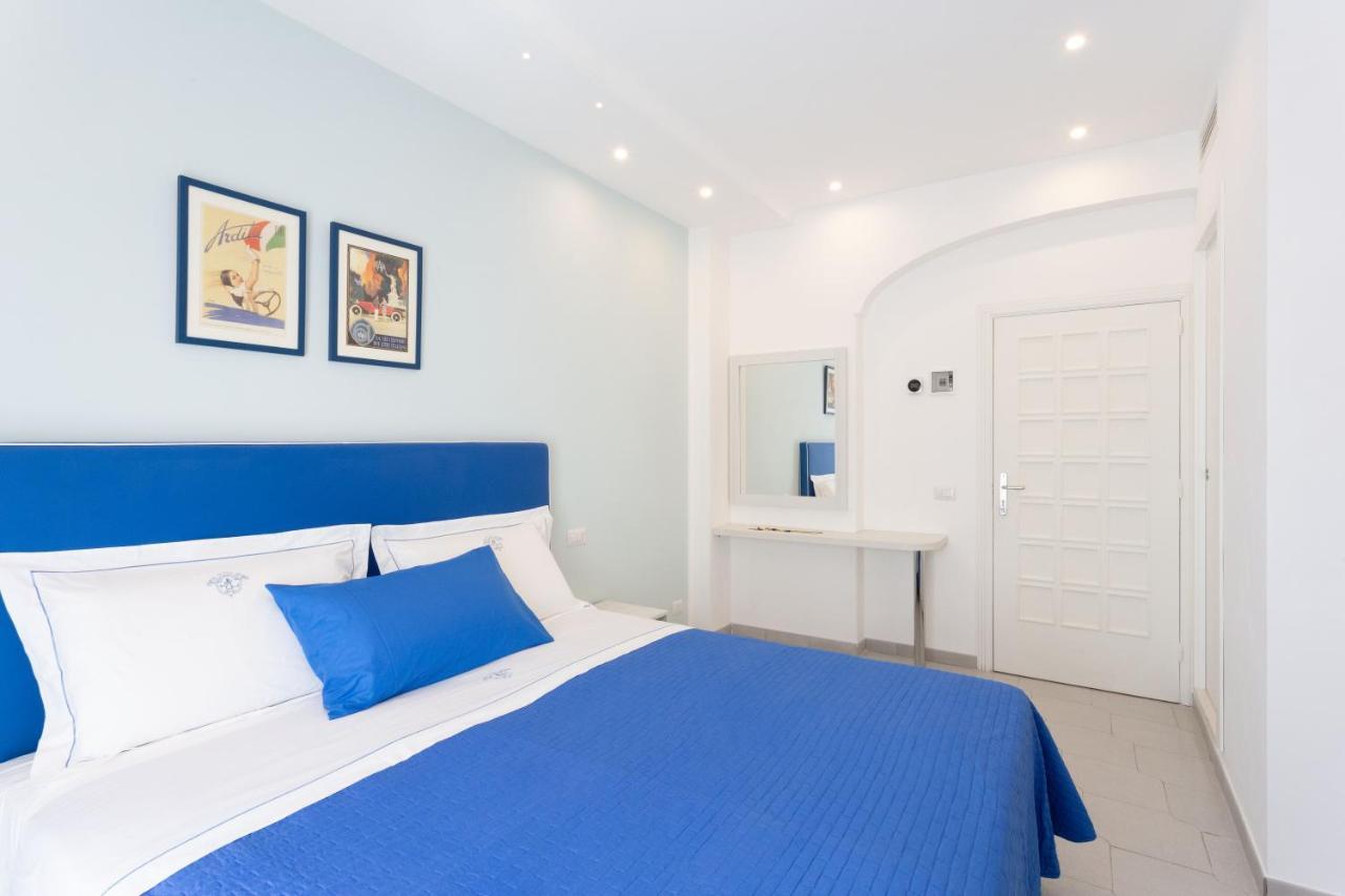 סורנטו Tofani Apartment - Luminoso Con Terrazzo Panoramico מראה חיצוני תמונה