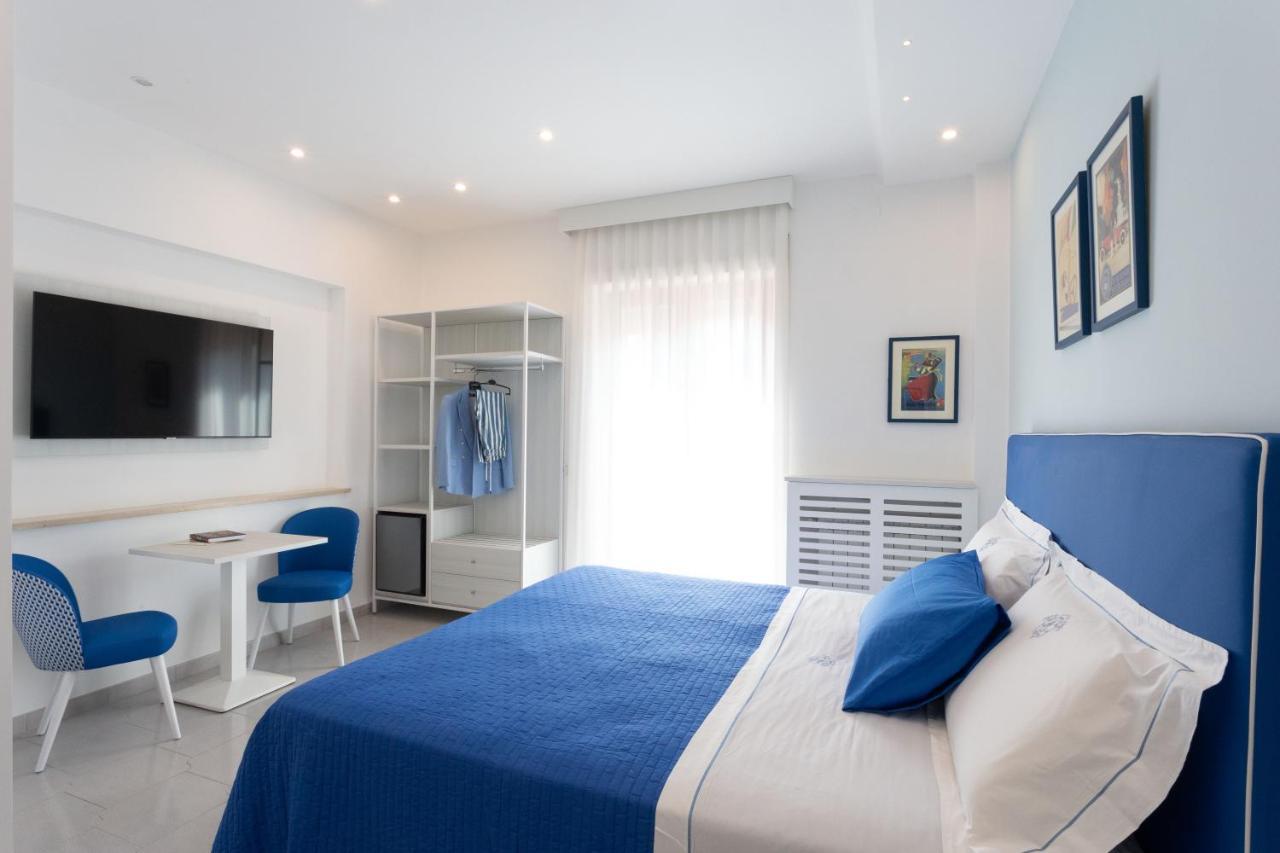 סורנטו Tofani Apartment - Luminoso Con Terrazzo Panoramico מראה חיצוני תמונה