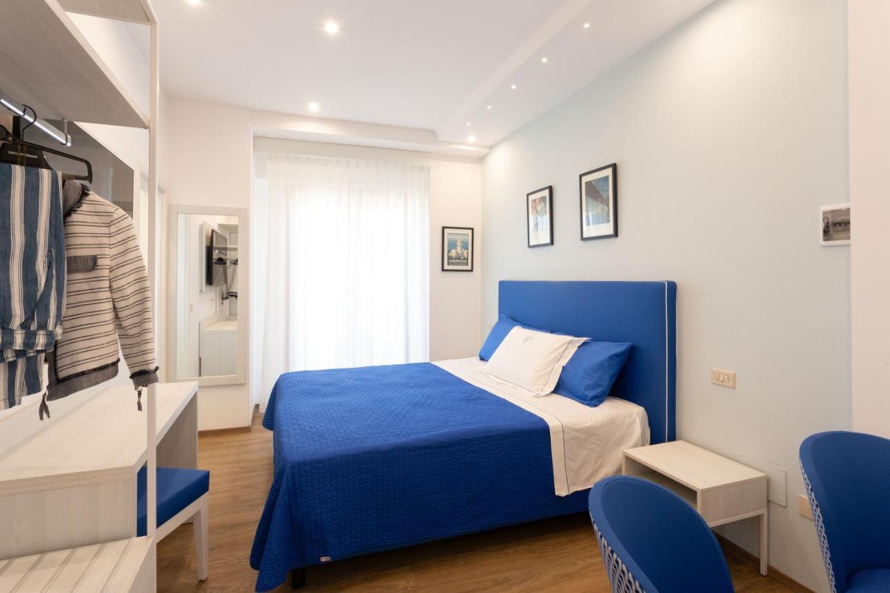 סורנטו Tofani Apartment - Luminoso Con Terrazzo Panoramico מראה חיצוני תמונה