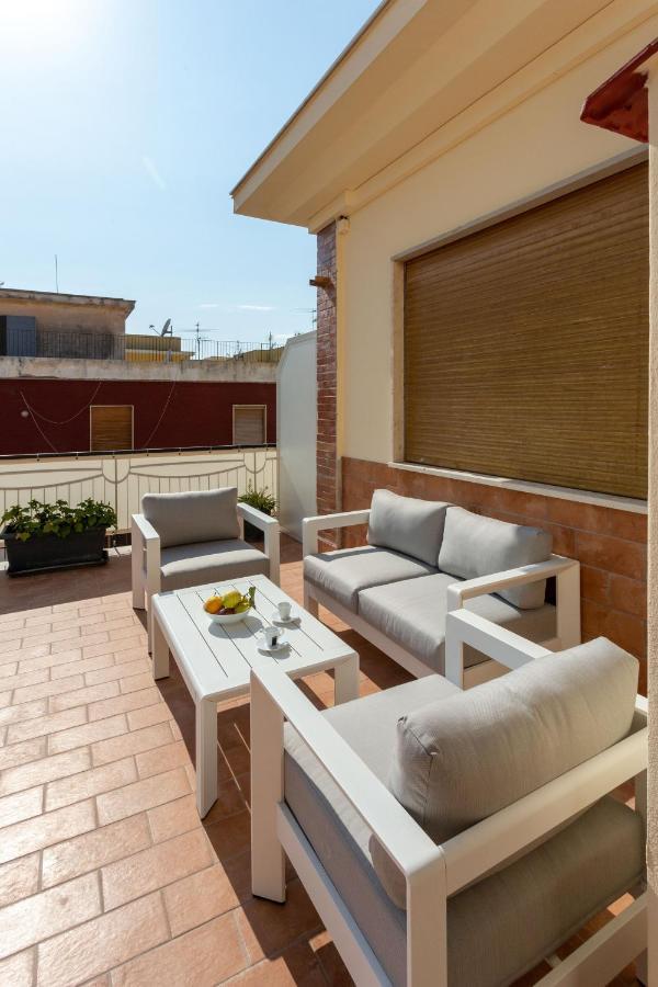 סורנטו Tofani Apartment - Luminoso Con Terrazzo Panoramico מראה חיצוני תמונה