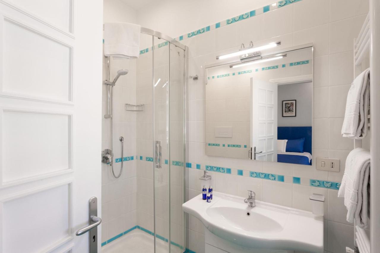 סורנטו Tofani Apartment - Luminoso Con Terrazzo Panoramico מראה חיצוני תמונה