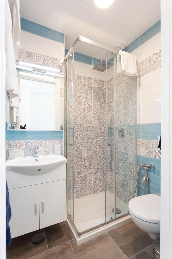 סורנטו Tofani Apartment - Luminoso Con Terrazzo Panoramico מראה חיצוני תמונה